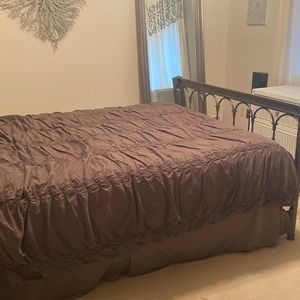 West Elm Bed skirt queen size matches the duvet cover with shams